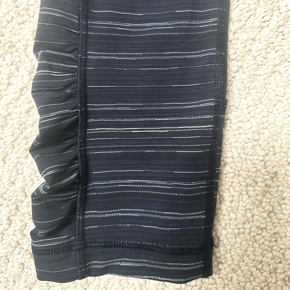 Lululemon 7/8 running leggings - Picture 11 of 11